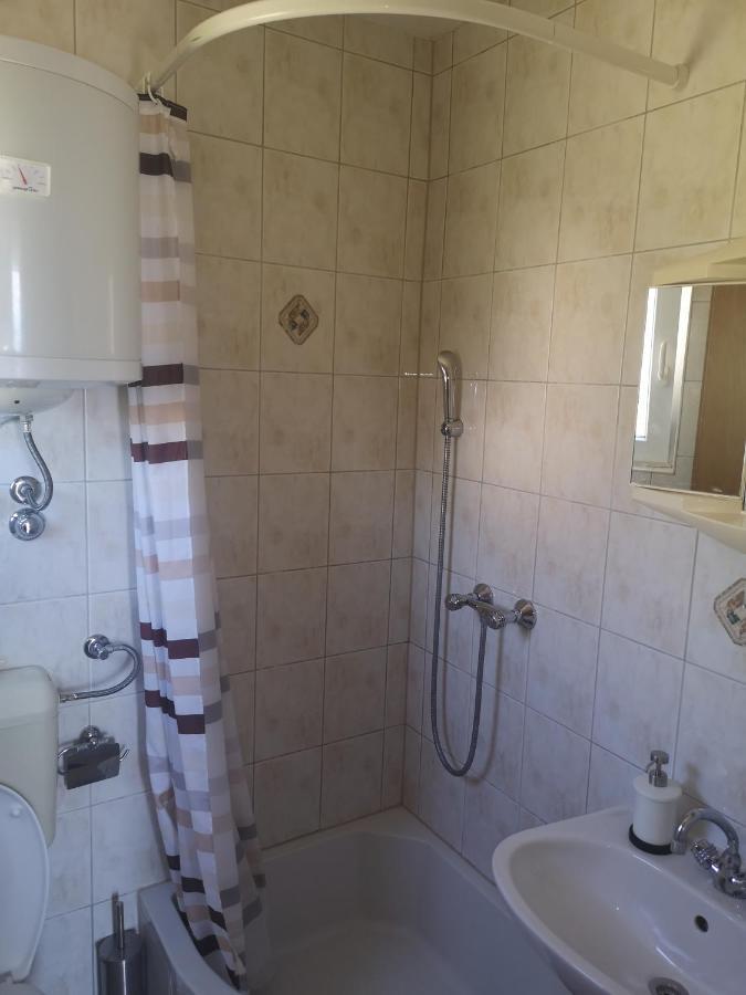 Apartments Tri Palme Baška Voda Eksteriør bilde